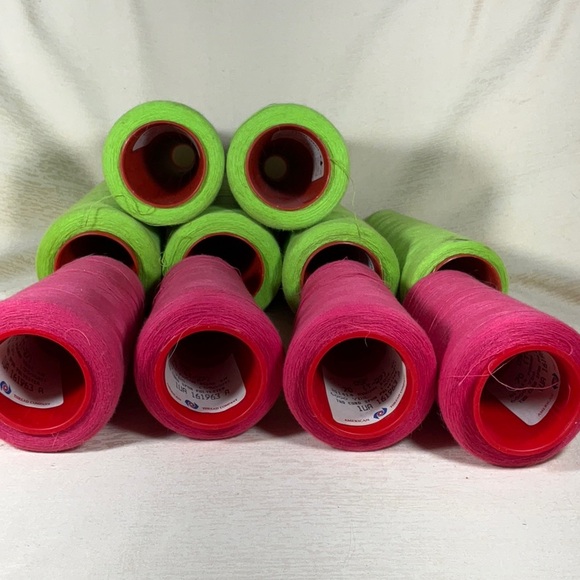 Bundle of Polyester Thread - Picture 4 of 5